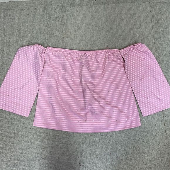 Romeo & Juliet Pink Pearl Off Shoulder Top - Picture 2 of 4